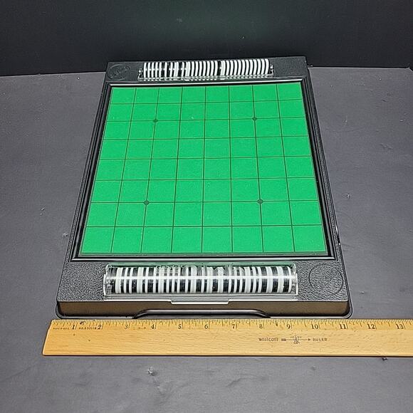 Vintage Gabriel 1977 Othello Game #76390 Strategy Boardgame Made In The USA Fun - Picture 3 of 8